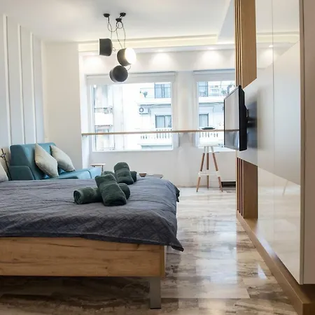 Leiland #colony_white_tower_suite アパート テッサロニキ